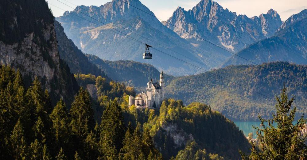 23 Neu Erbaute Ferienwohnung Mit Schloss- Und Panoramablick هالبليخ المظهر الخارجي الصورة