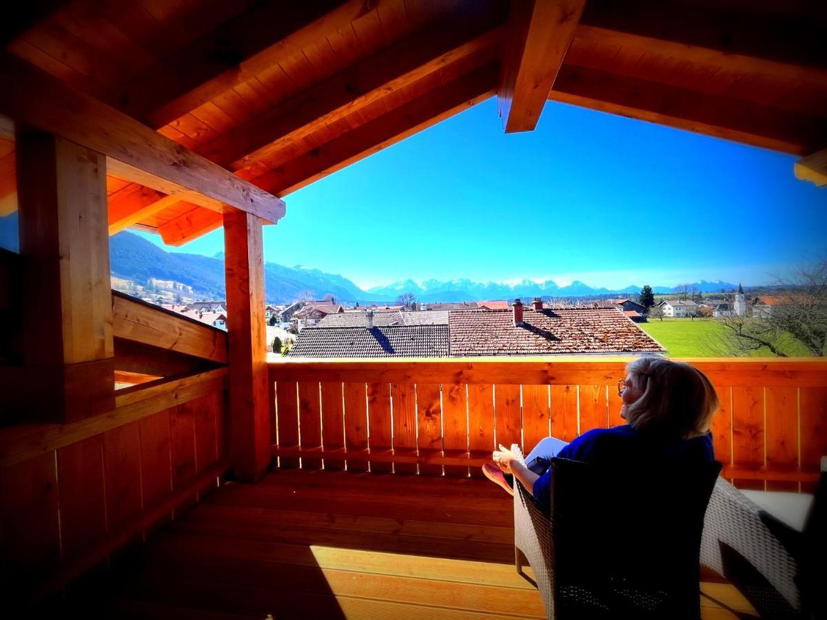 23 Neu Erbaute Ferienwohnung Mit Schloss- Und Panoramablick هالبليخ المظهر الخارجي الصورة